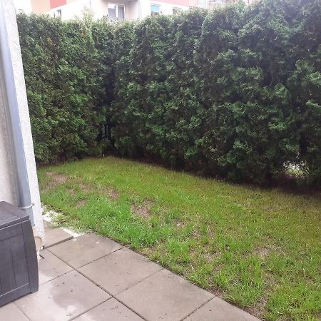 Sloneczny Apartament Z Malym Ogrodkiem Вейхерово Екстериор снимка