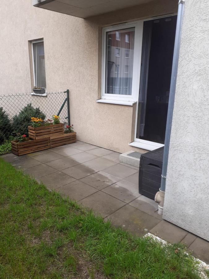 Sloneczny Apartament Z Malym Ogrodkiem Вейхерово Екстериор снимка