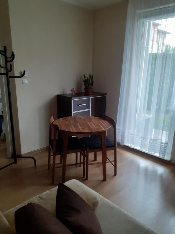 Sloneczny Apartament Z Malym Ogrodkiem Вейхерово Екстериор снимка
