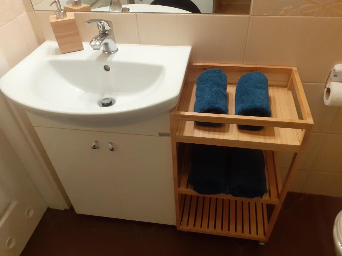 Sloneczny Apartament Z Malym Ogrodkiem Вейхерово Екстериор снимка